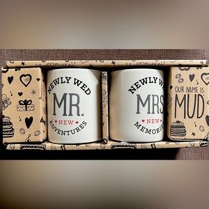 MUD Pair of Ceramic MR and MRS New Adventures Mugs